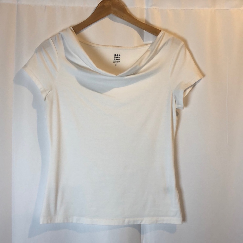 Title Nine Short Sleeve Tee